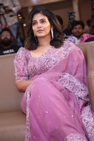 Anjali Shines with Effortless Charm